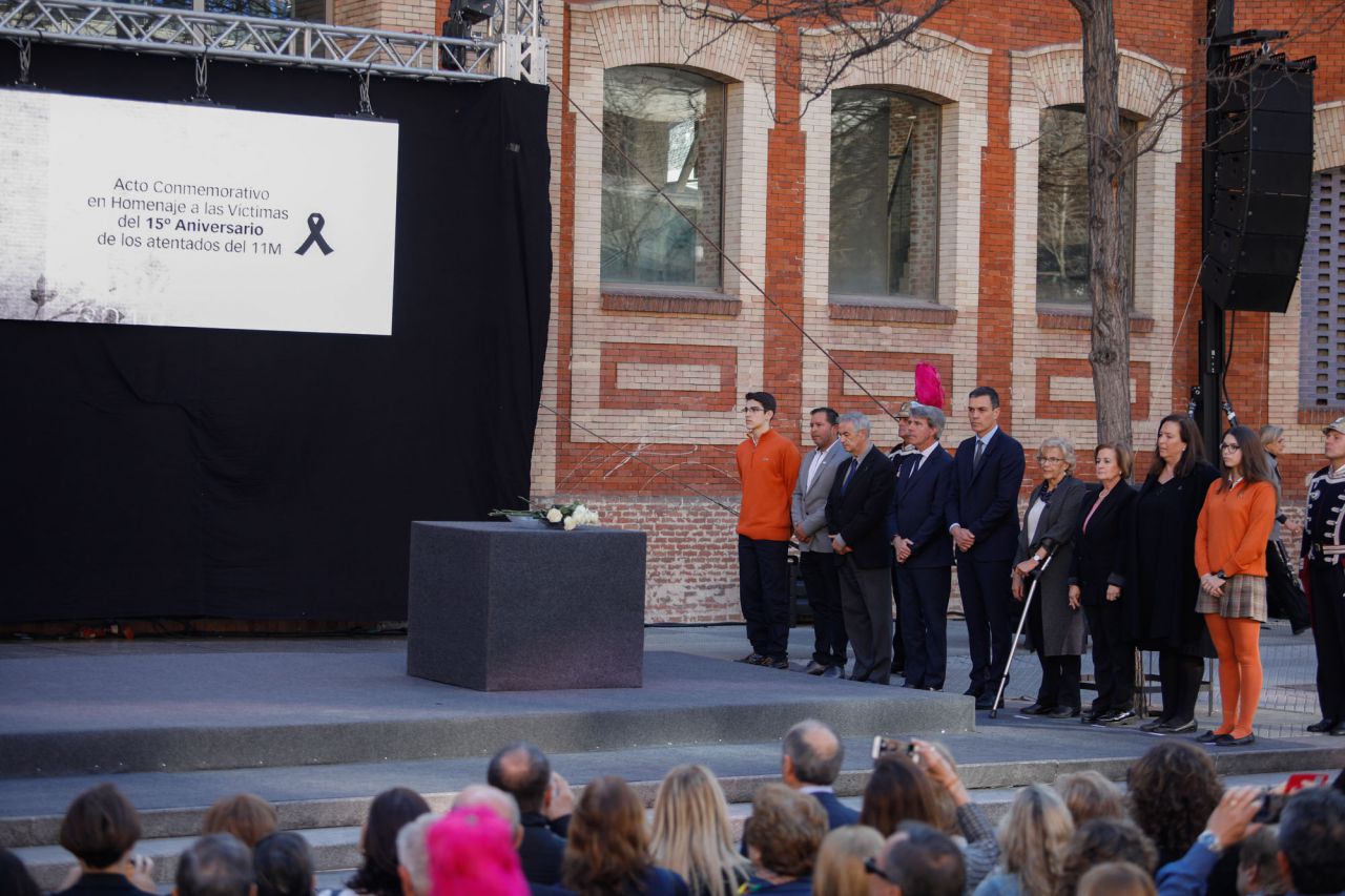 Acto en homenaje a las víctimas de los atentados del 11M en la plaza Daoiz y Velarde que fue el primer hospital de campaña donde se atendió a los heridos.