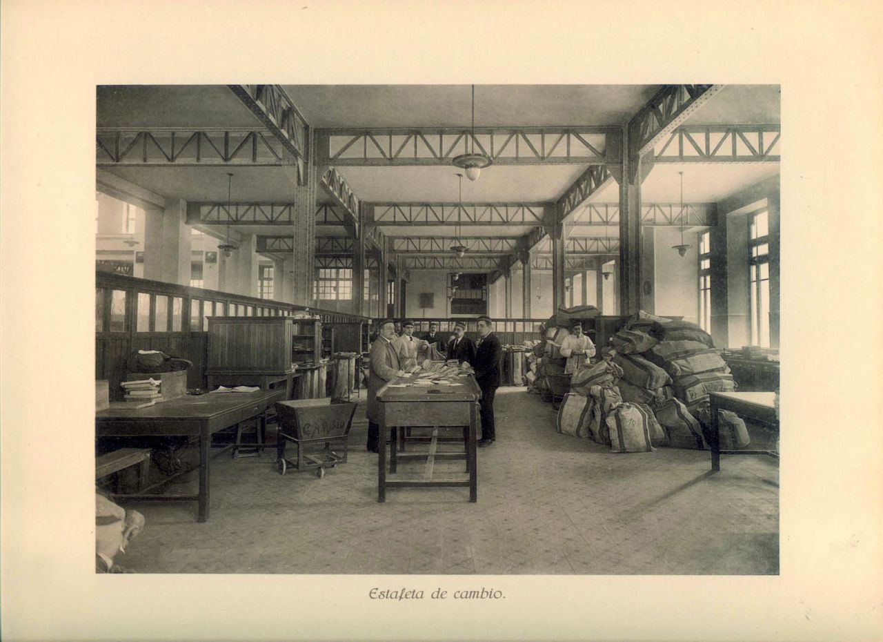 Palacio de Comunicaciones de Madrid. Álbum de heliotipias.1919. Museo de Historia de Madrid