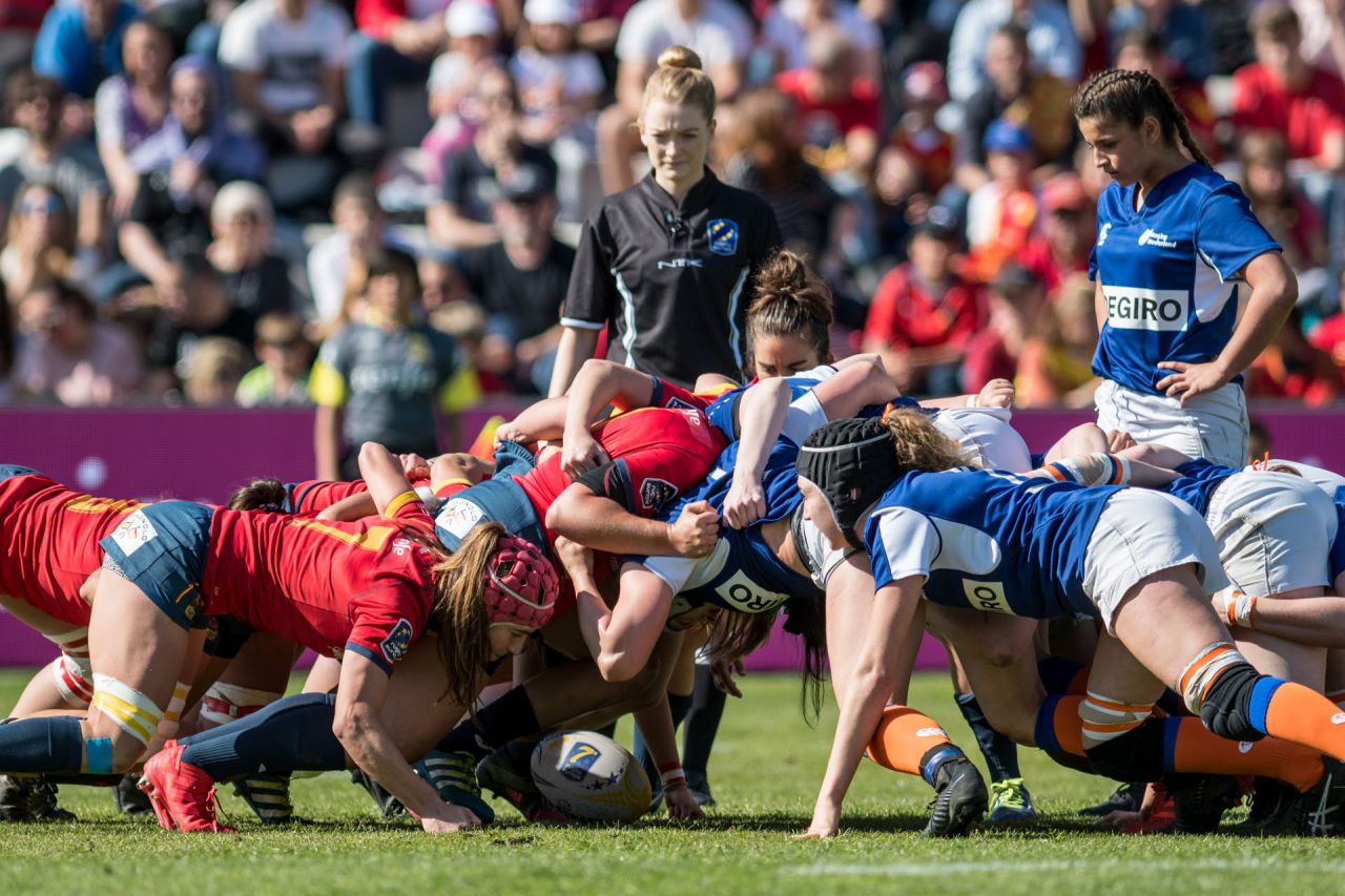 La Selección Española de Rugby Femenino se proclama Campeona de Europa en un partido disputado contra Holanda. 