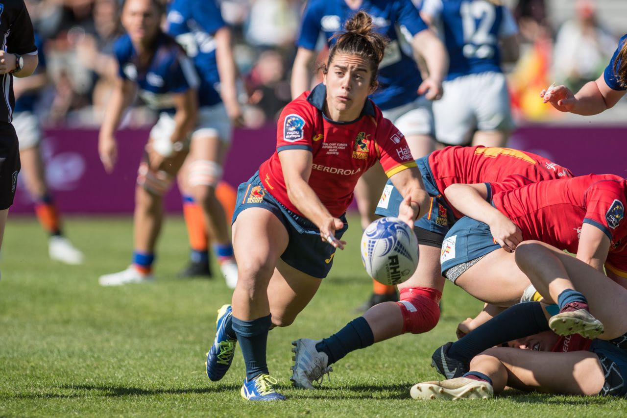 La Selección Española de Rugby Femenino se proclama Campeona de Europa en un partido disputado contra Holanda. 