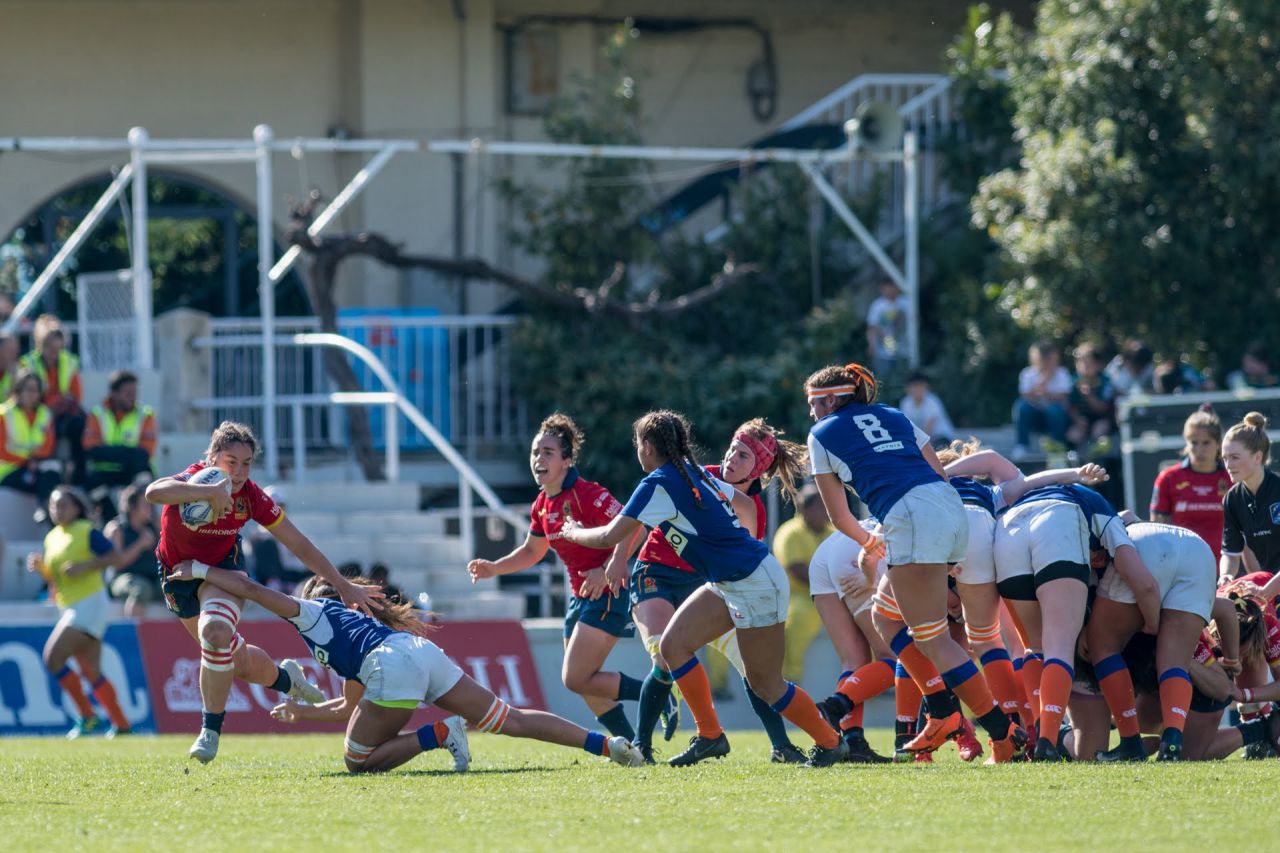 La Selección Española de Rugby Femenino se proclama Campeona de Europa en un partido disputado contra Holanda. 
