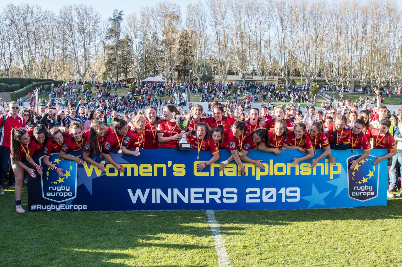 La Selección Española de Rugby Femenino se proclama Campeona de Europa en un partido disputado contra Holanda. 