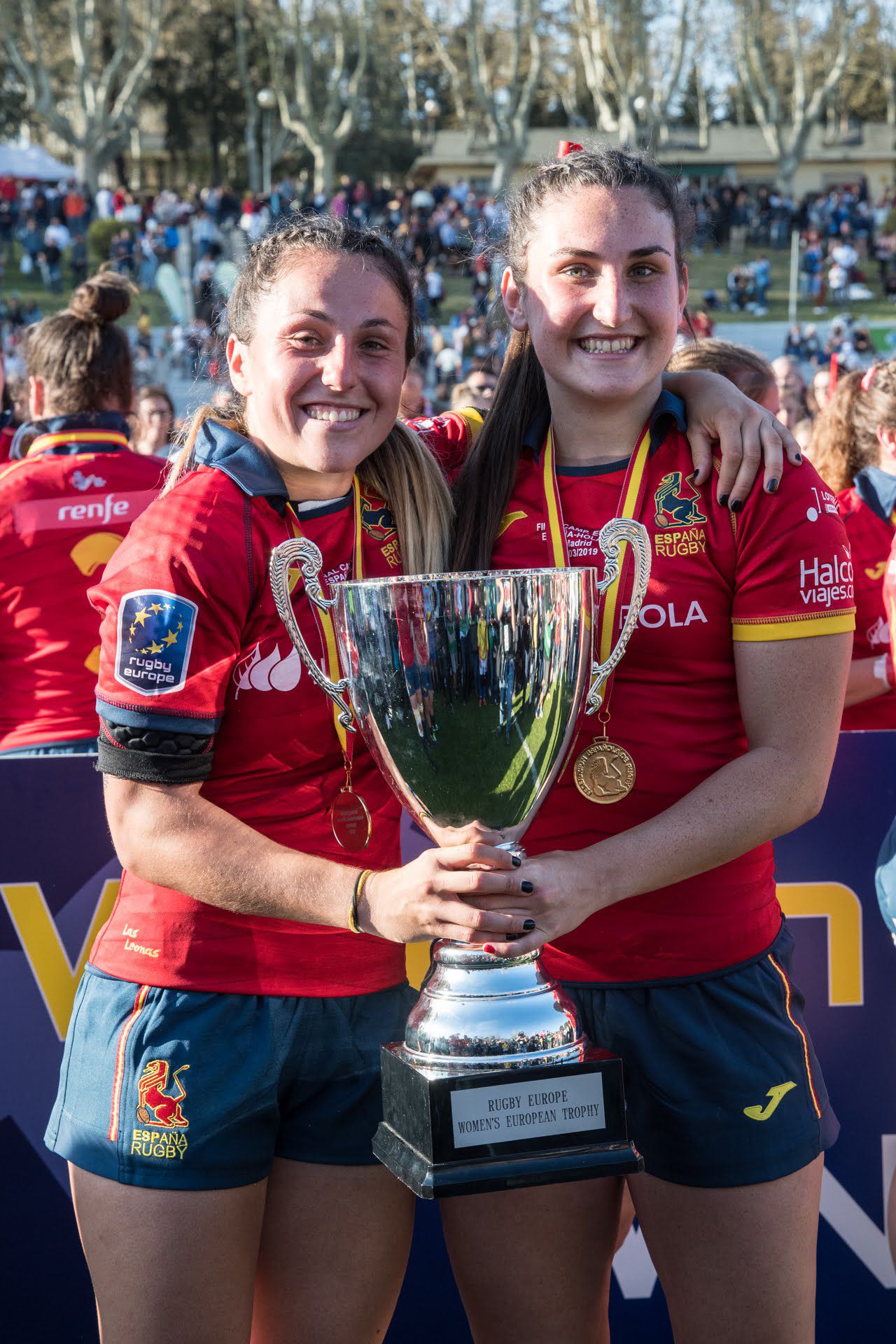 La Selección Española de Rugby Femenino se proclama Campeona de Europa en un partido disputado contra Holanda. 