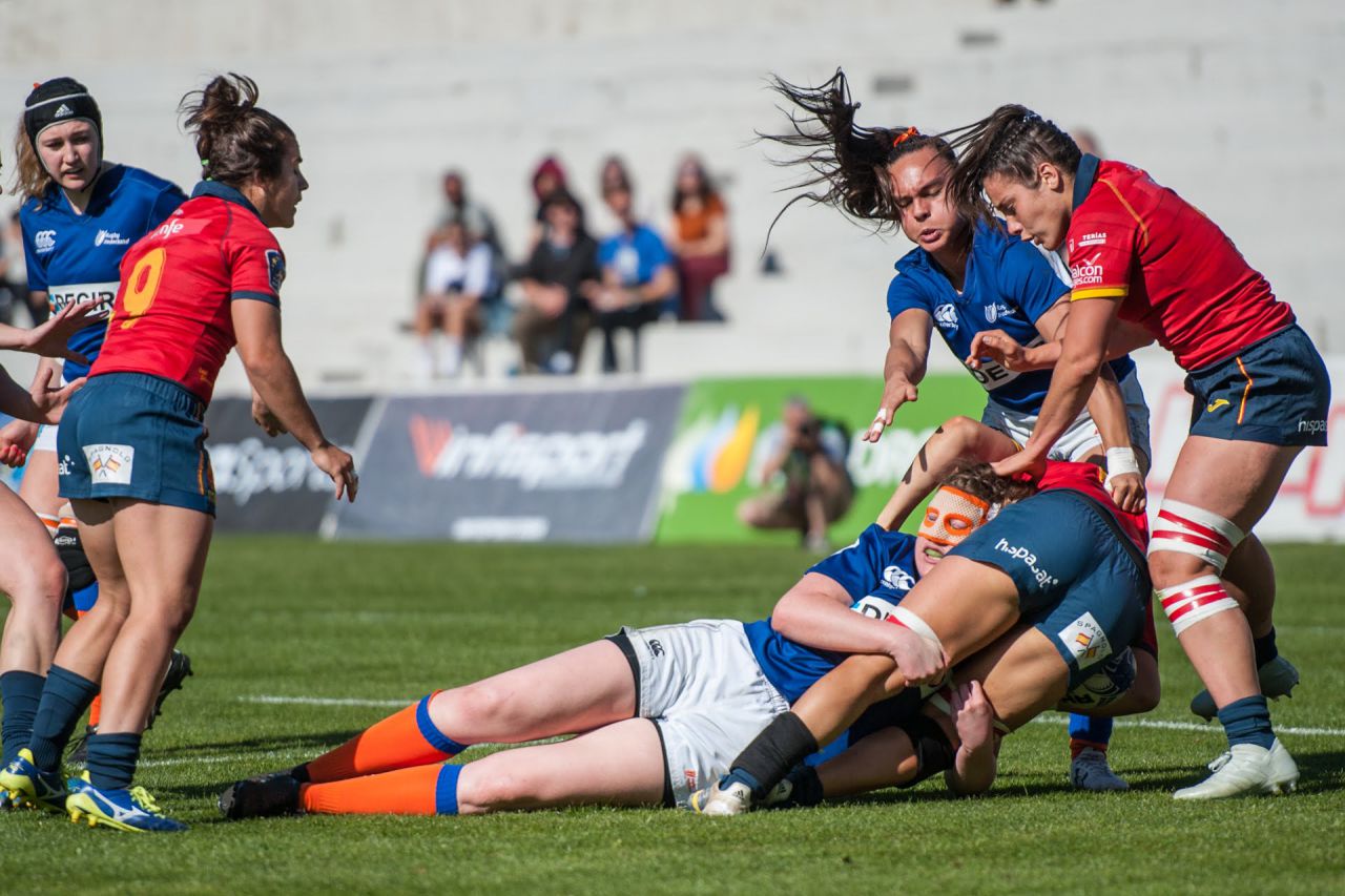 La Selección Española de Rugby Femenino se proclama Campeona de Europa en un partido disputado contra Holanda. 