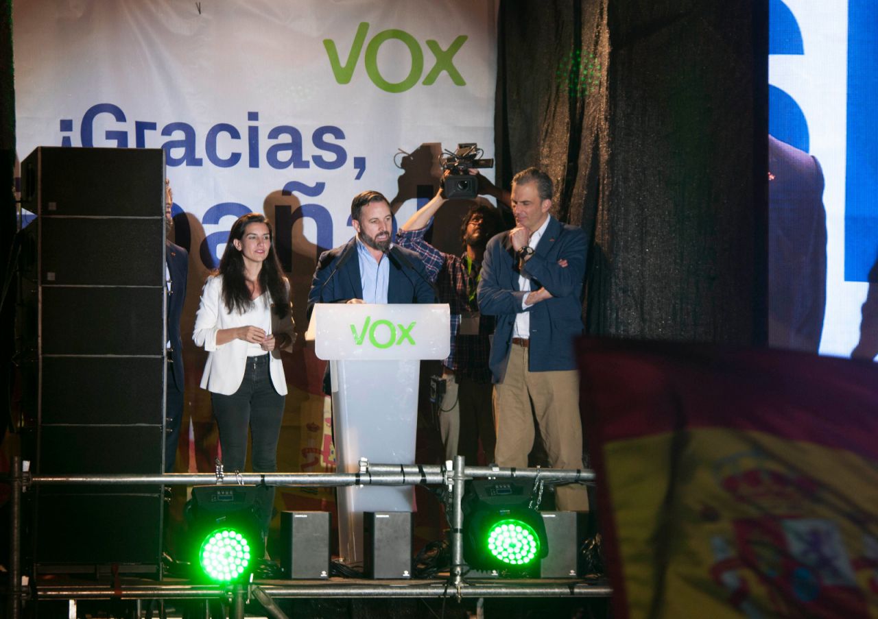 Vox celebra su representación en el Congreso.