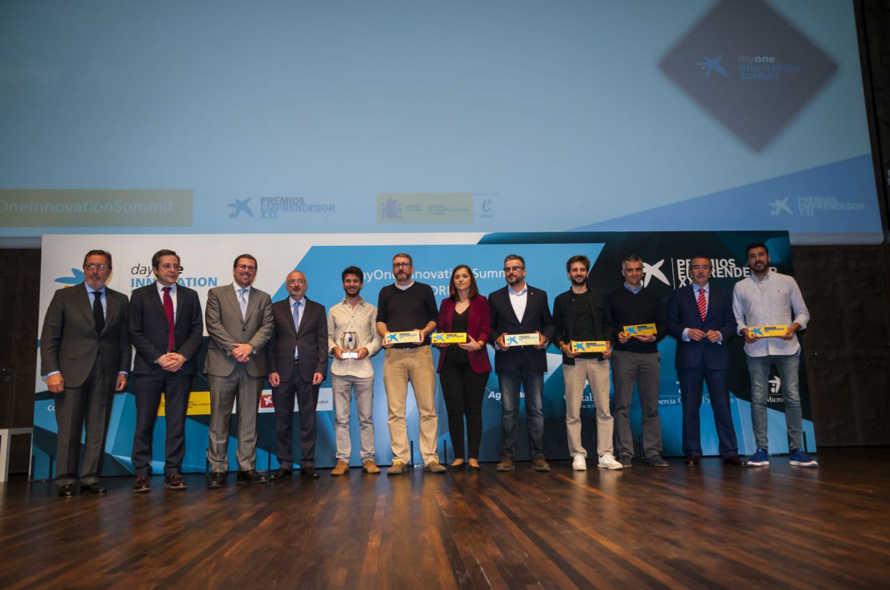 Los galardonados con los Premios EmprendedorXXI.