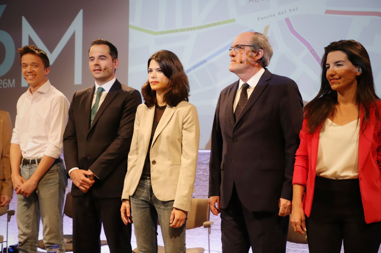 Íñigo Errejón, Ignacio Aguado, Isa Serra, Ángel Gabilondo y Rocio Monasterio en el debate organizado por Prisa y la Cadena Ser al que faltó Isabel Díaz Ayuso
