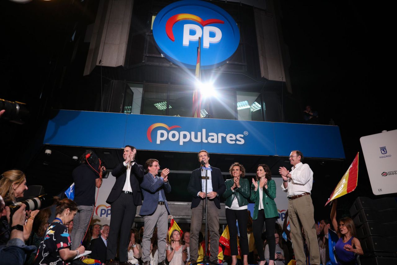 Teodoro García-Egea, Isabel Díaz Ayuso, Jose Luis Martínez Almeida y Pablo Casado celebran los resultados del 26M en Génova.