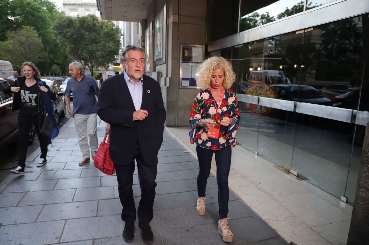 El candidato del PSOE al Ayuntamiento de Madrid, Pepu Hernández, a su llegada al Círculo de Bellas Artes.