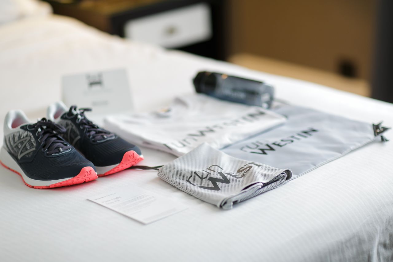 Coincidiendo con el Día Mundial del Running, el hotel presenta esta iniciativa en la que invita a sus huéspedes a afrontar el día con una carrera deportiva después de prepararse del mejor modo posible para ello.