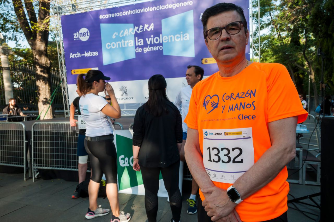 La asociación Corazón y Manos, lanzada por empleados de Clece, participa en la 'VI Carrera contra la Violencia de Género'.