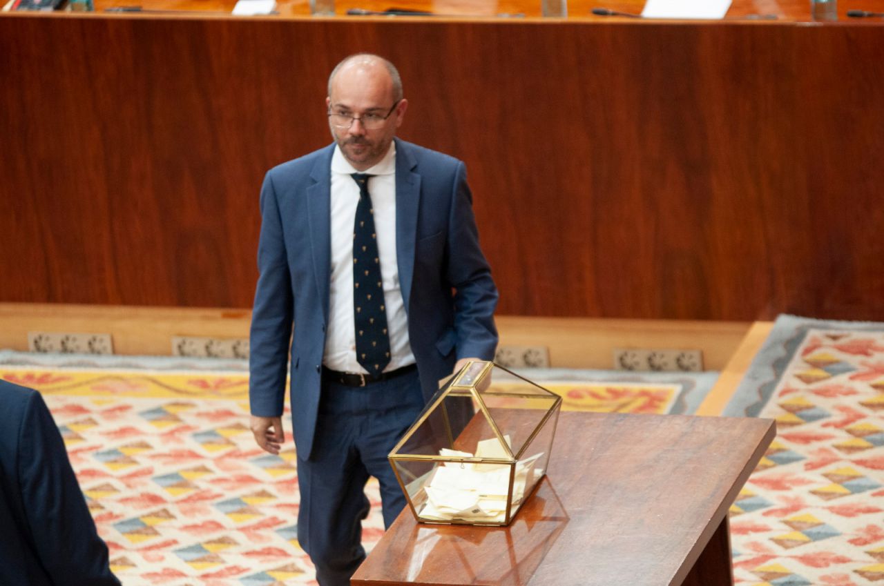 Juan Trinidad, de Ciudadanos, nuevo presidente del parlamento autonómico. 