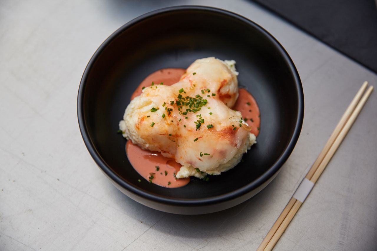 Ensaladilla de súper gamba, Bowl Bar