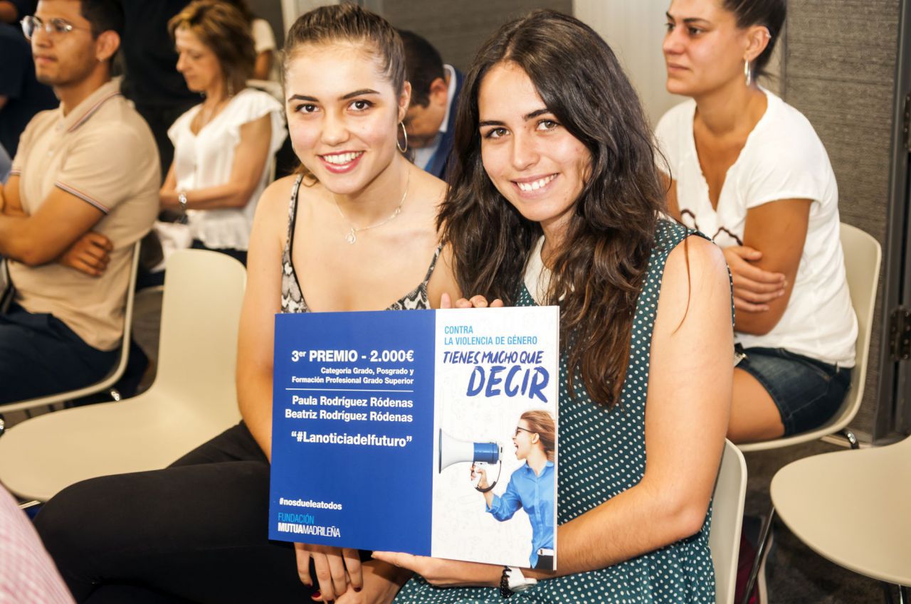 Paula y Beatriz Rodríguez Ródenas, estudiantes de la Universidad Autónoma de Madrid, han conseguido uno de los galardones. 