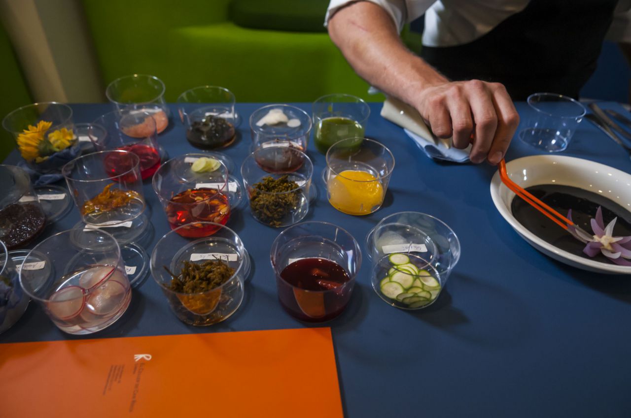 Los ingredientes utilizados provienen de diferentes países que los hermanos Roca han visitado en una gira internacional por ciudades que cuentan con sedes de la entidad bancaria. 
