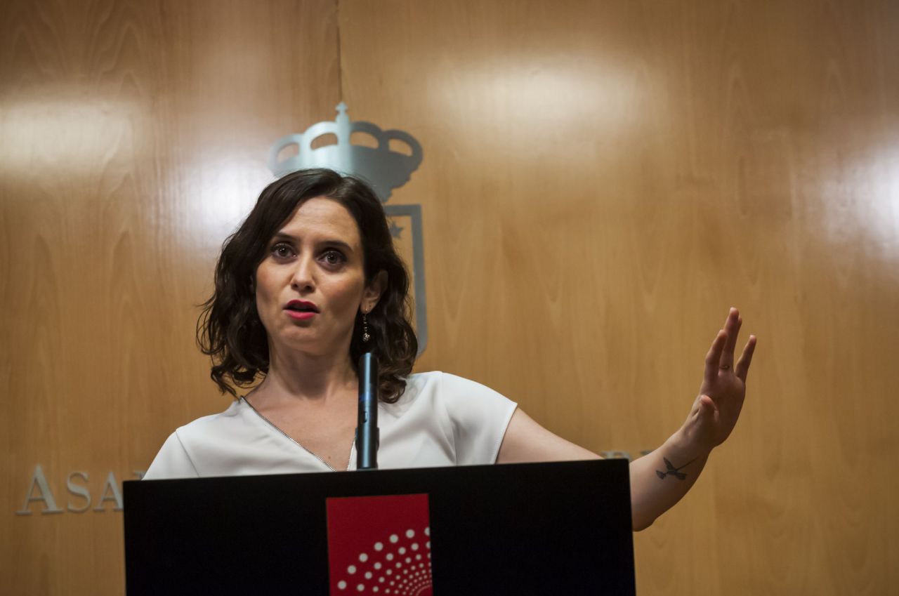 Ayuso insiste en que tiene tiempo para recabar los apoyos suficientes para ser investida presidenta del Gobierno regional. 