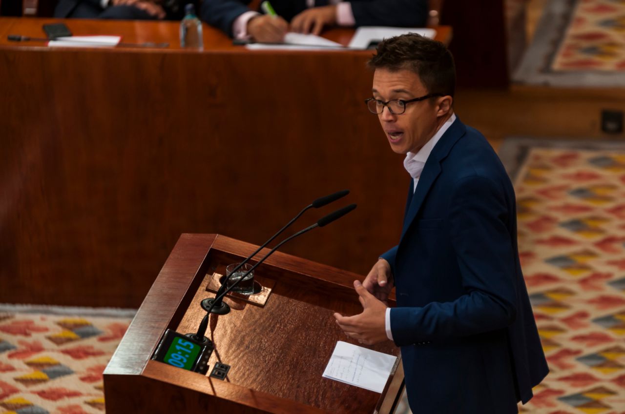 Otro que hablaba por primera vez como diputado en la Asambleaera Íñigo Errejón, que ha pronunciado un duro discurso contra el posible pacto de las tres derechas. 