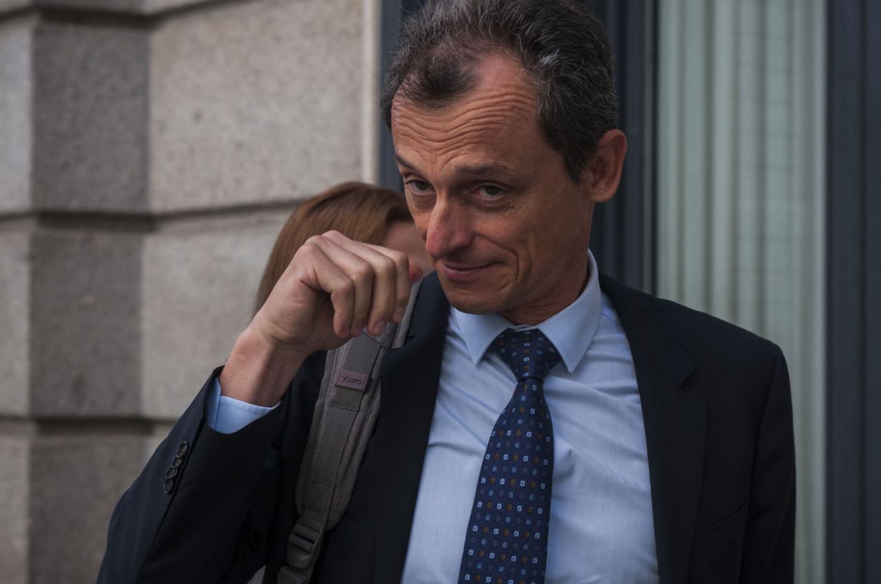 Pedro Duque, ministro de Ciencia en funciones, instantes antes del Pleno.
