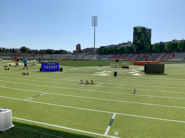 Una novedad: será el primer estadio con las pistas pintadas de verde. 