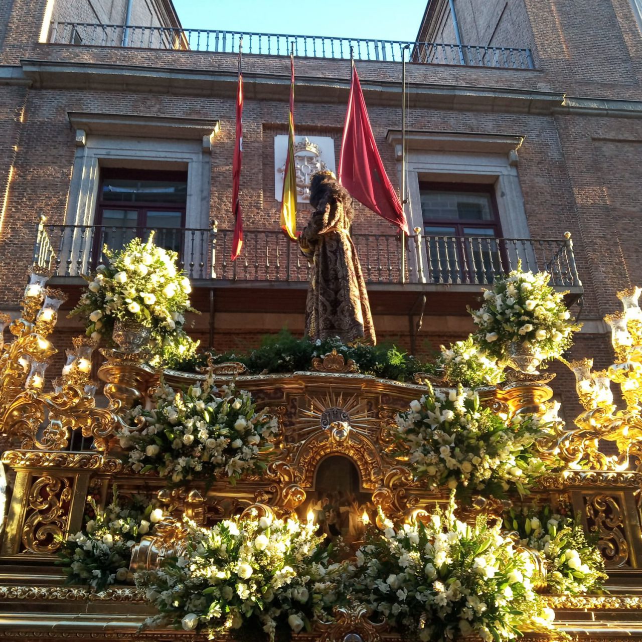 Procesión del Cristo de Medinaceli en el centro de Madrid.