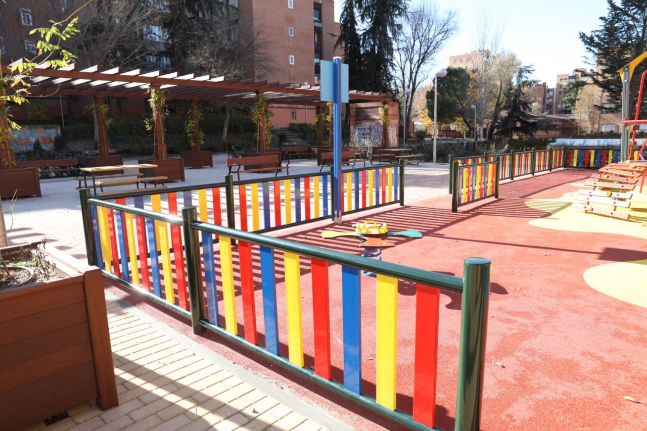 La nueva imagen del parque Antonio Machado, situado en Valdezarza.