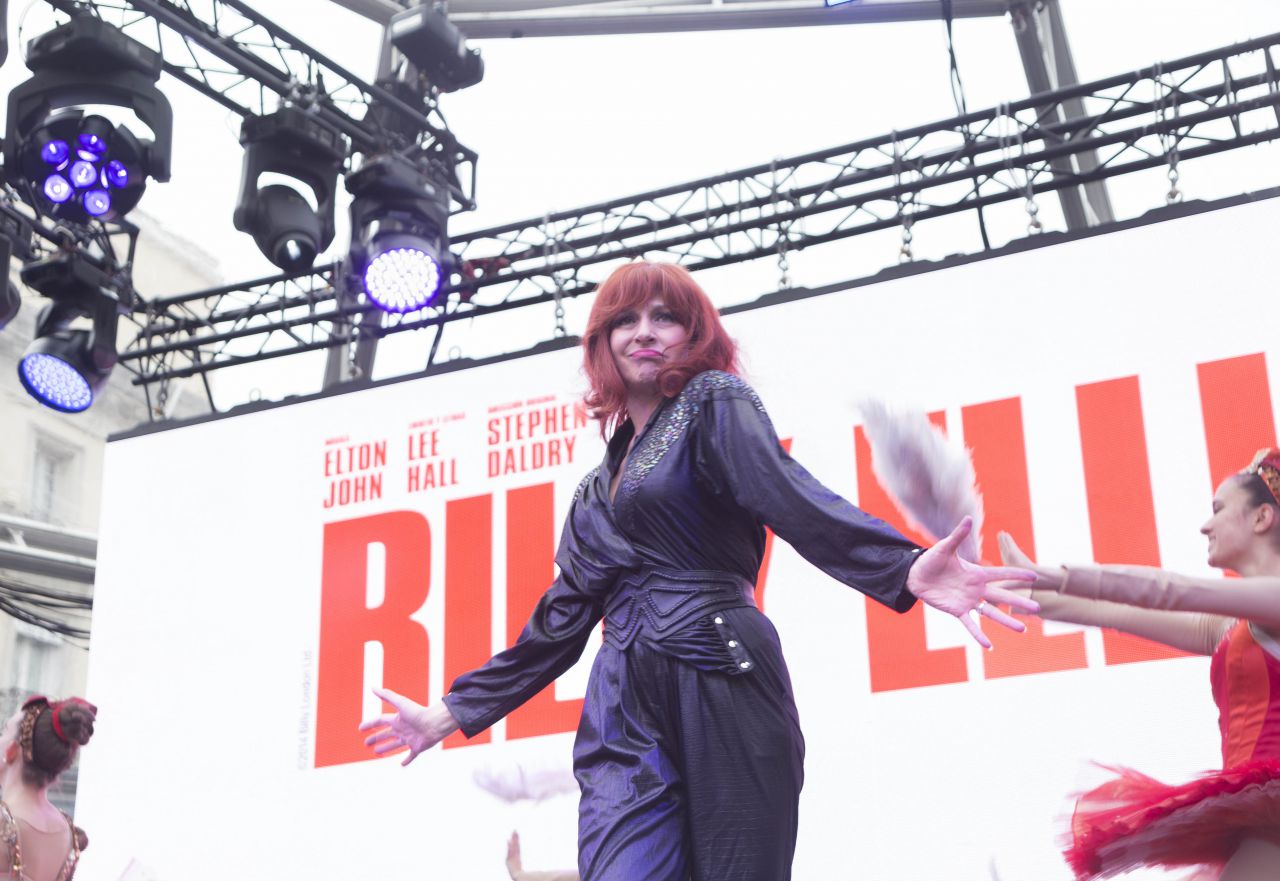 La Puerta del Sol acoge Madrid es Musical, que ha ofrecido una muestra de los grandes musicales que están en cartel en la capital.