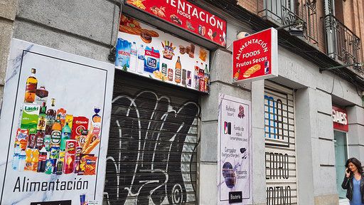 Establecimientos chinos en Madrid cerrados por Coronavirus