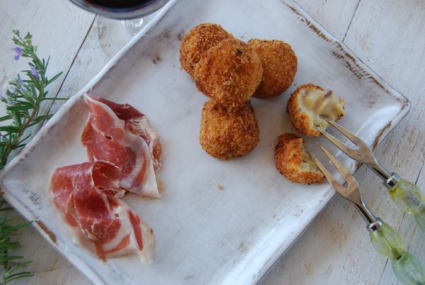 Croquetas de jamón ibérico