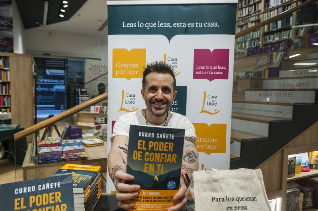 apertura, escritores,Curro. Cañete