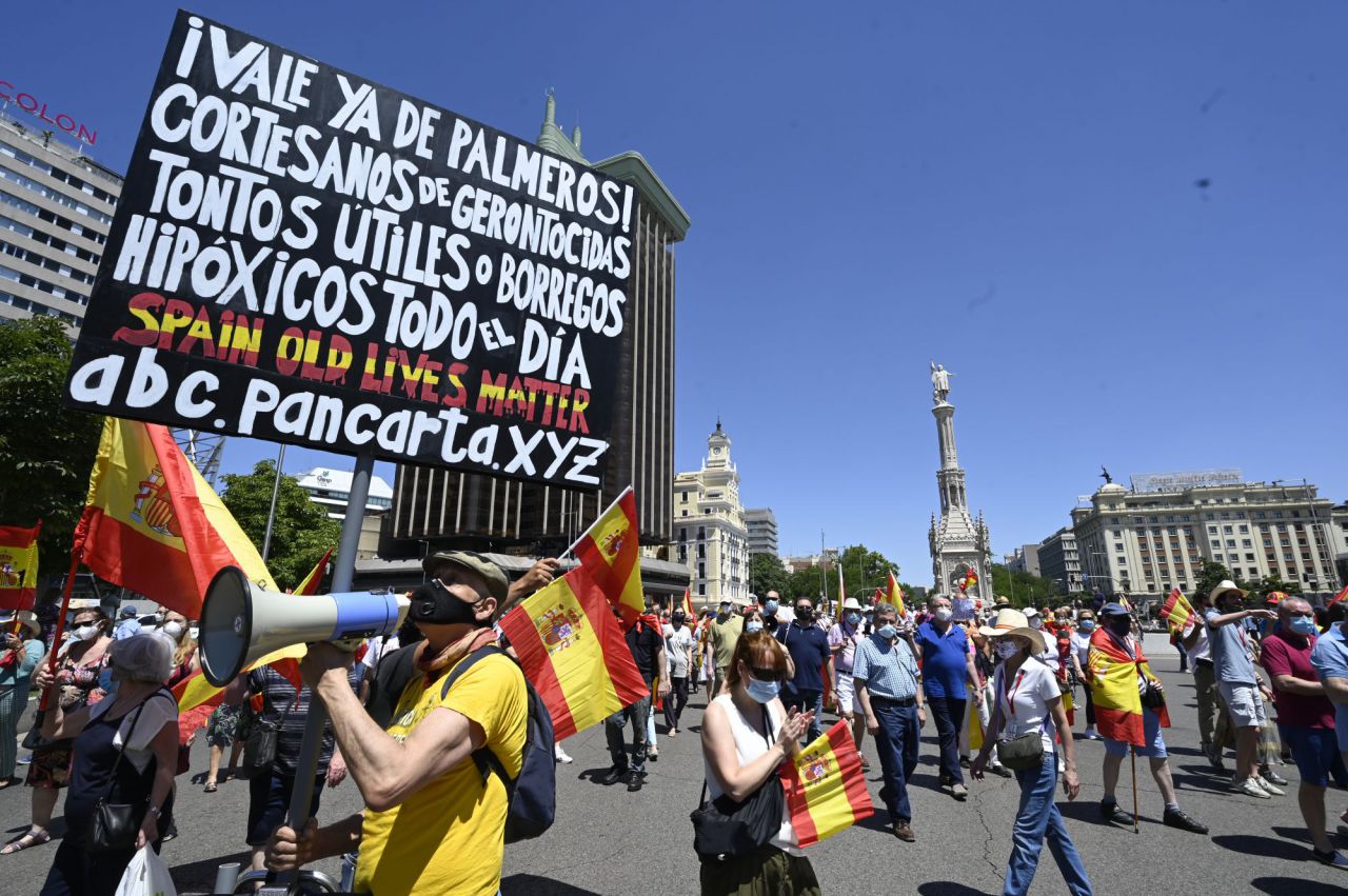 Sanchez dimisión,manifestacion