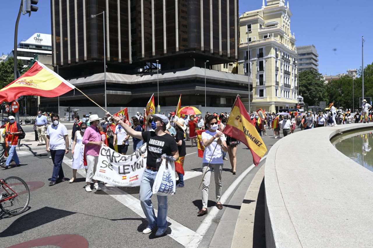 Sanchez dimisión,manifestacion