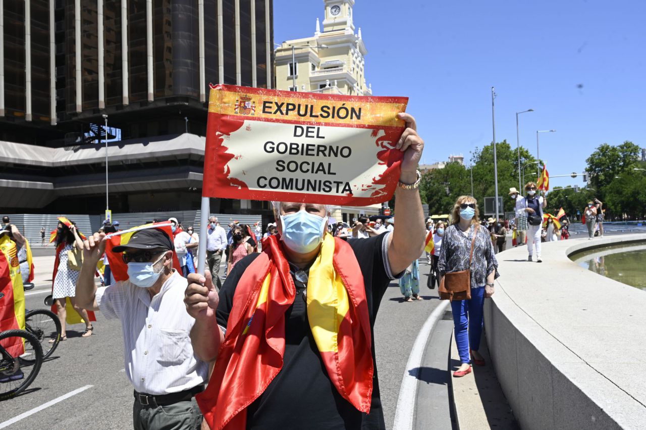 Sanchez dimisión,manifestacion