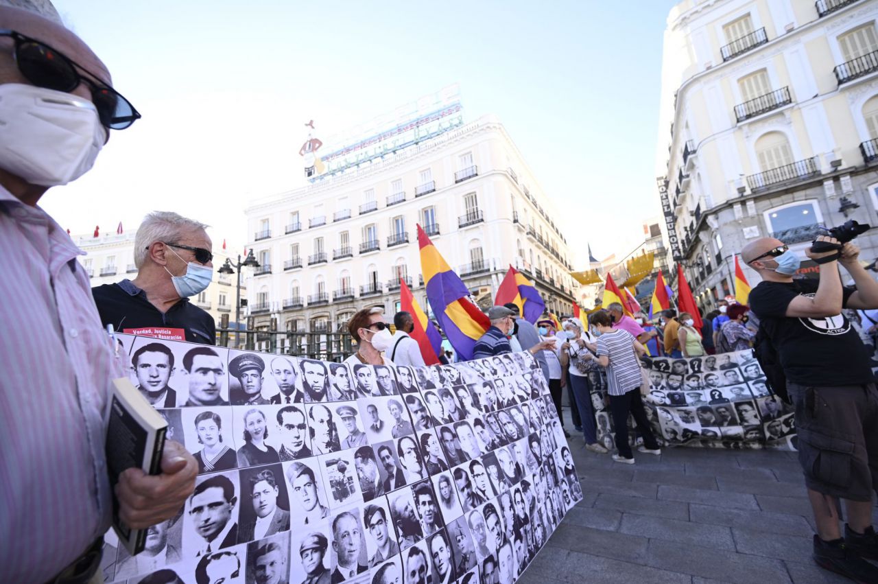 No olvido,crimenes franquistas,