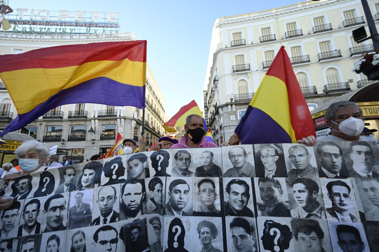No olvido,crimenes franquistas,
