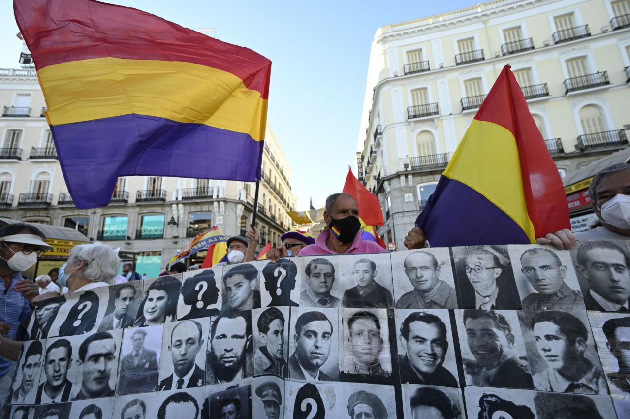 No olvido,crimenes franquistas,