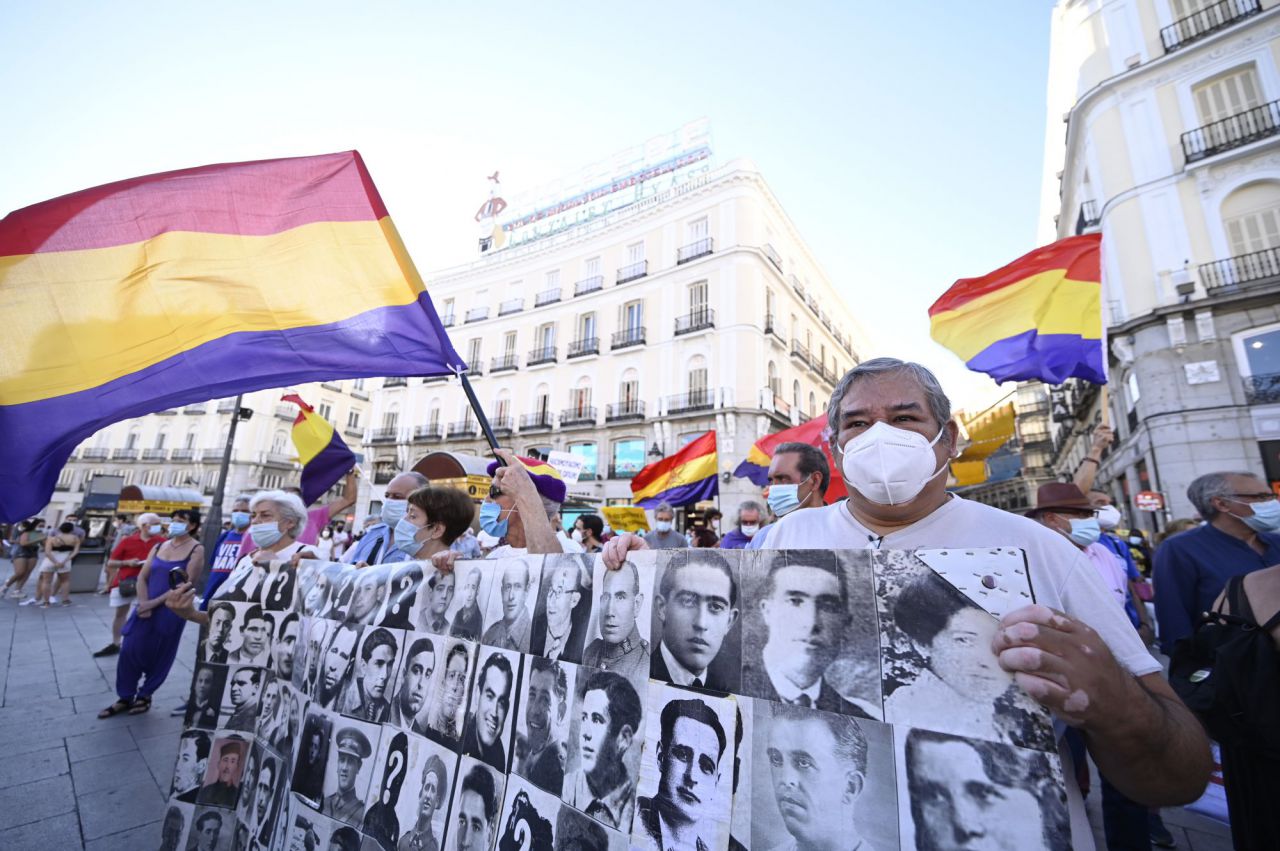 No olvido,crimenes franquistas,