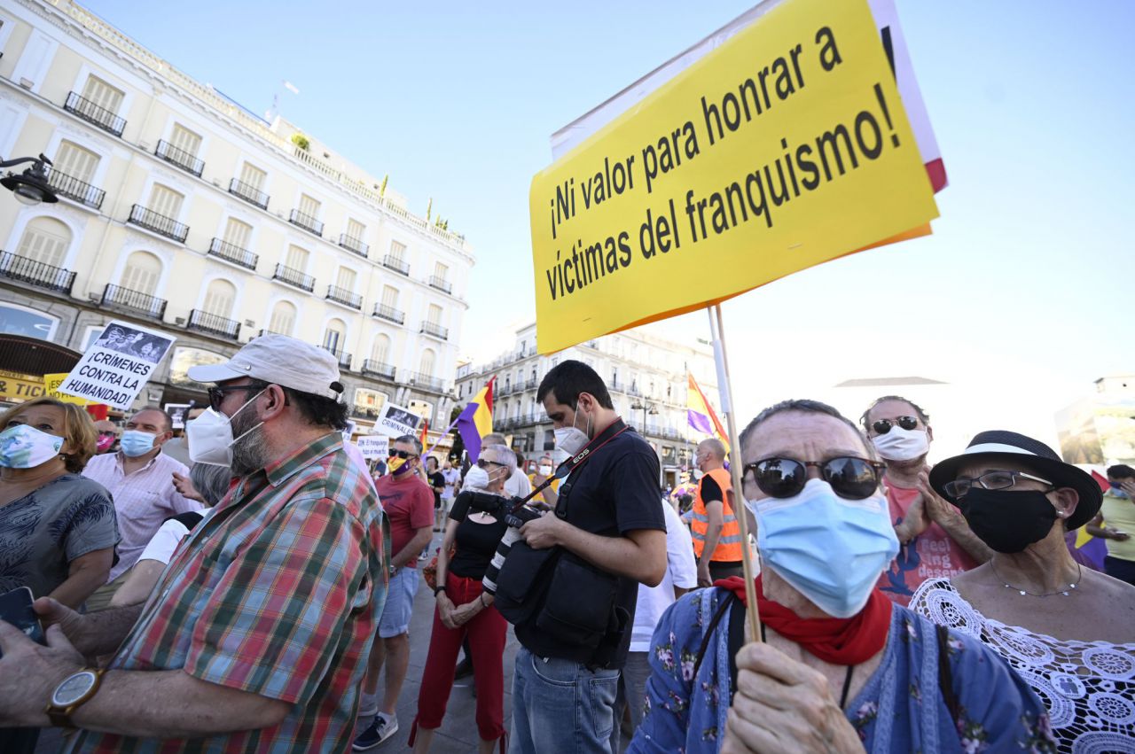 No olvido,crimenes franquistas,