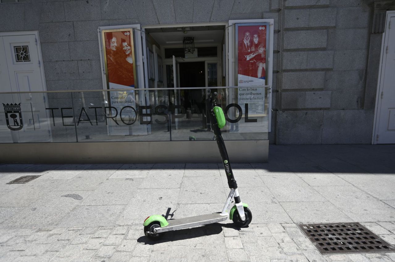 patinetes eléctricos,motos alquiler,invasion,Madrid