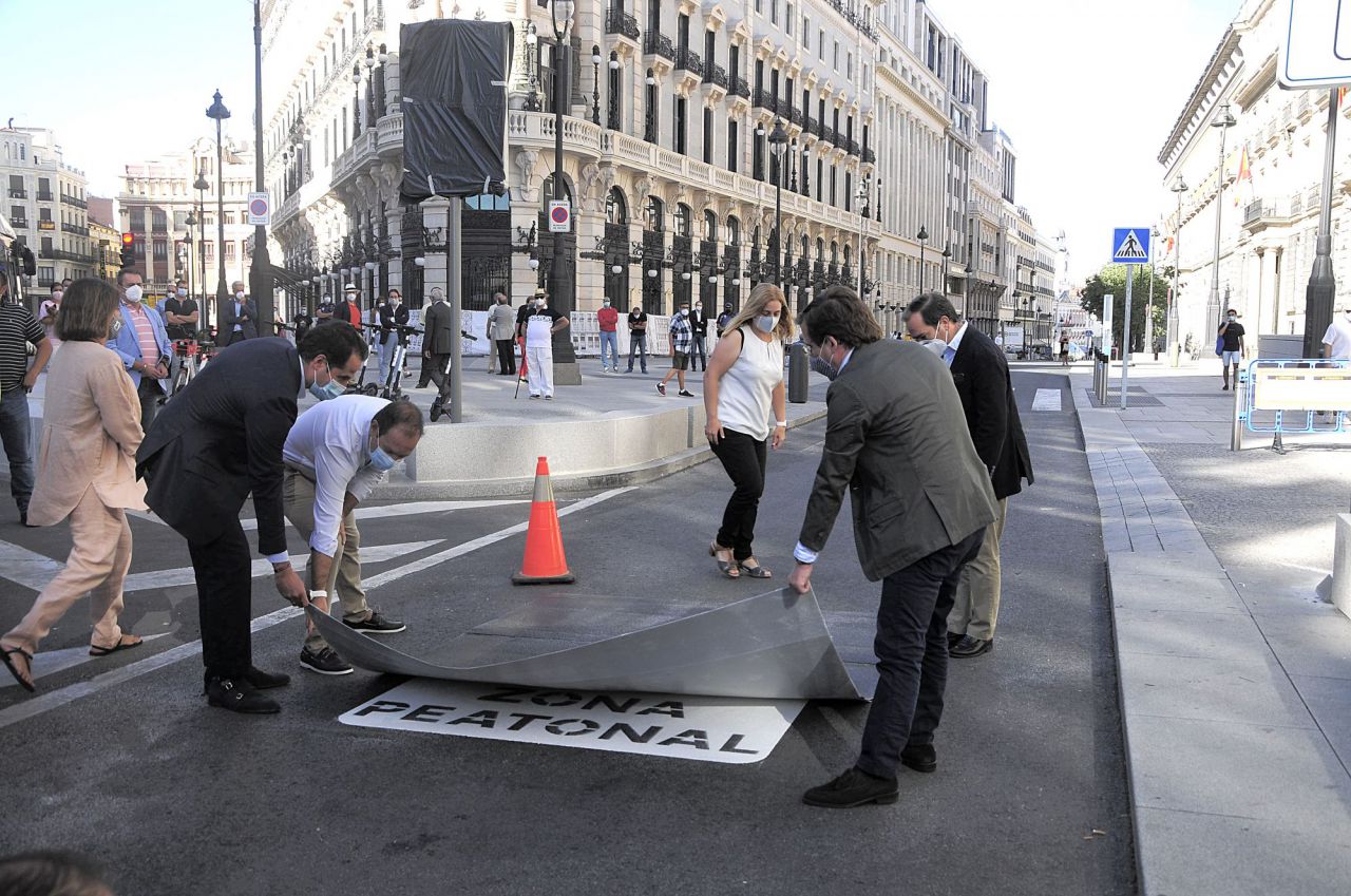 El Alcalde de Madrid, José Luis Martínez-Almeida, inaugura la peatonalización de la Puerta del Sol