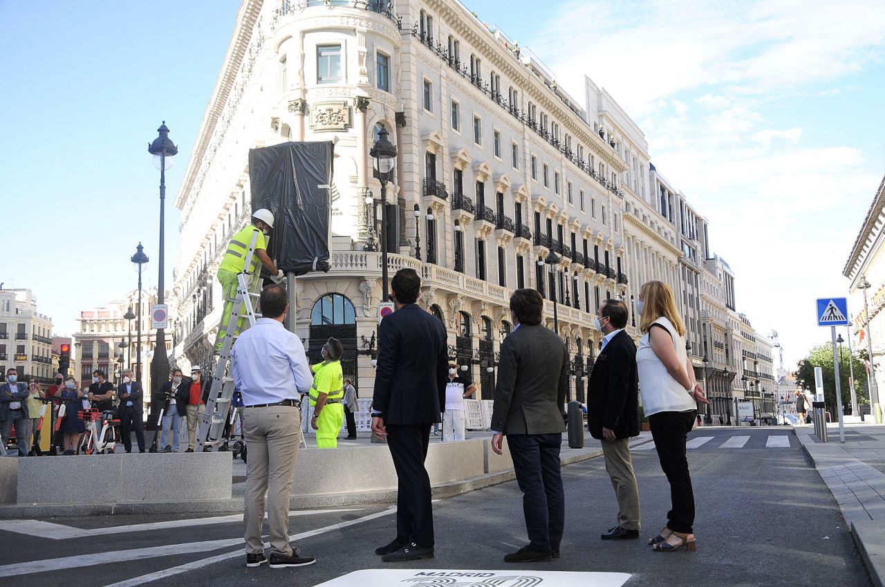El Alcalde de Madrid, José Luis Martínez-Almeida, inaugura la peatonalización de la Puerta del Sol