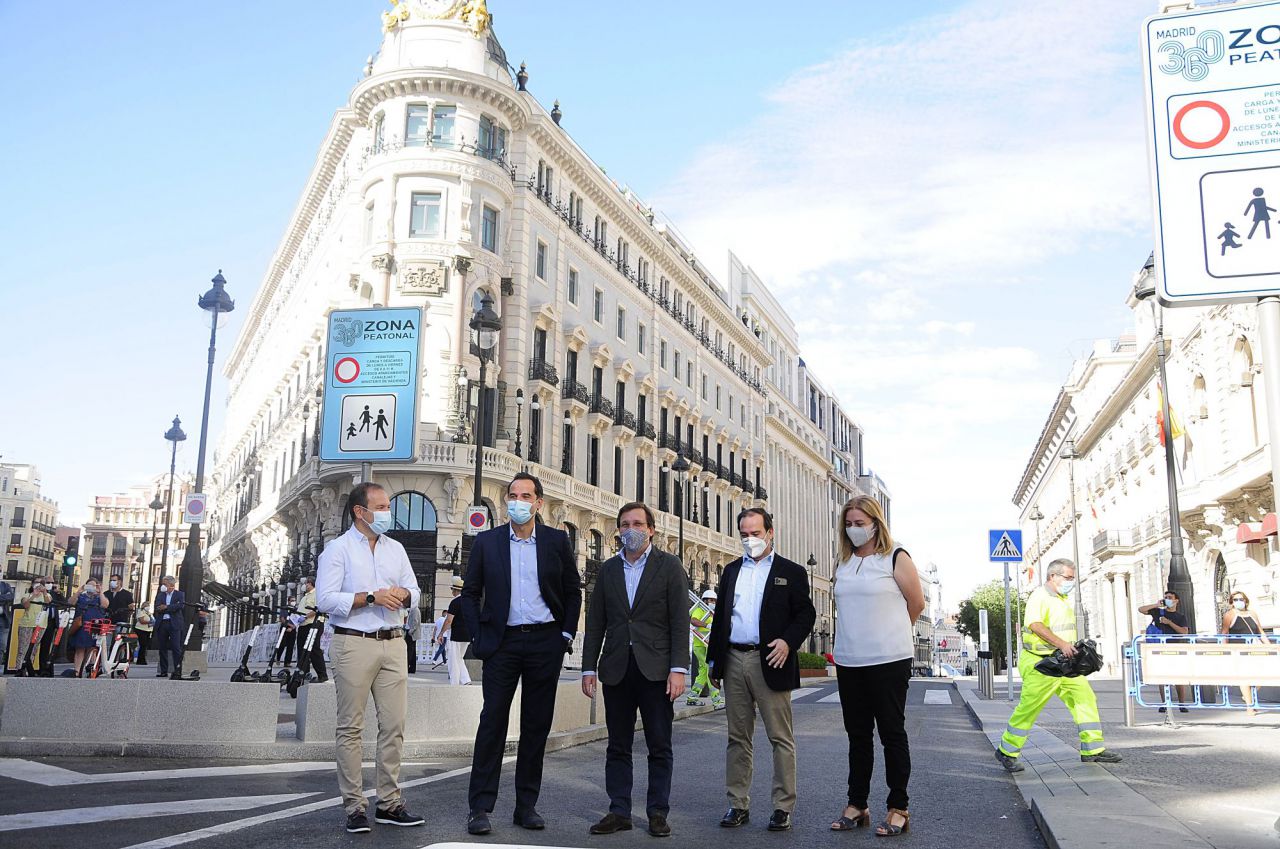El Alcalde de Madrid, José Luis Martínez-Almeida, inaugura la peatonalización de la Puerta del Sol
