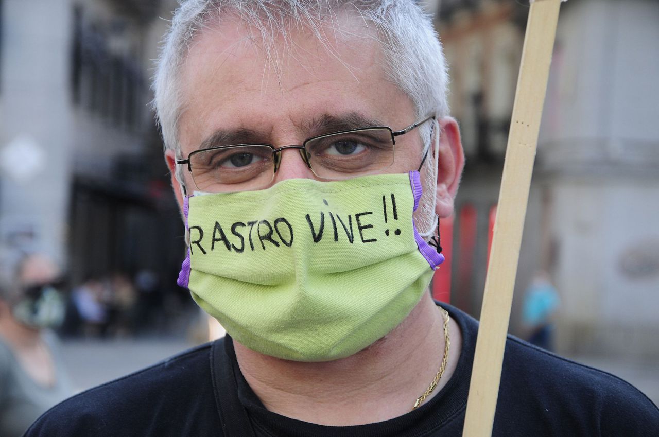 Los trabajadores del Rastro de Cascorro protestan en la Plaza de Callao 
