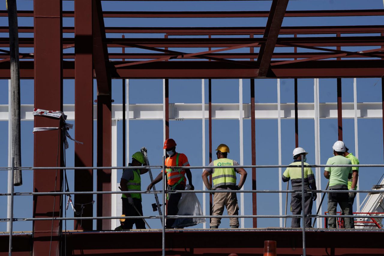 Obras del nuevo hospital de emergencias Isabel Zendal. 