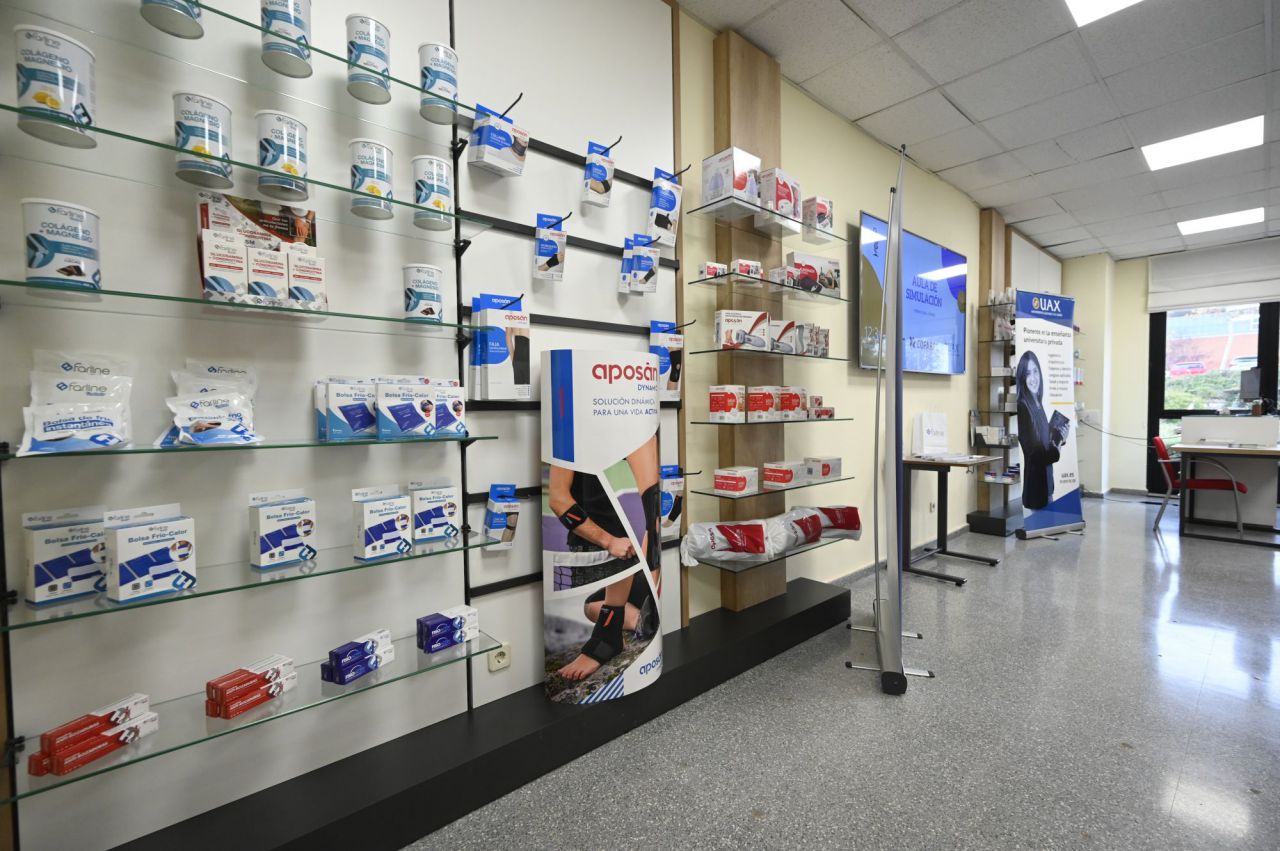 inauguración-Aula-Farmacia