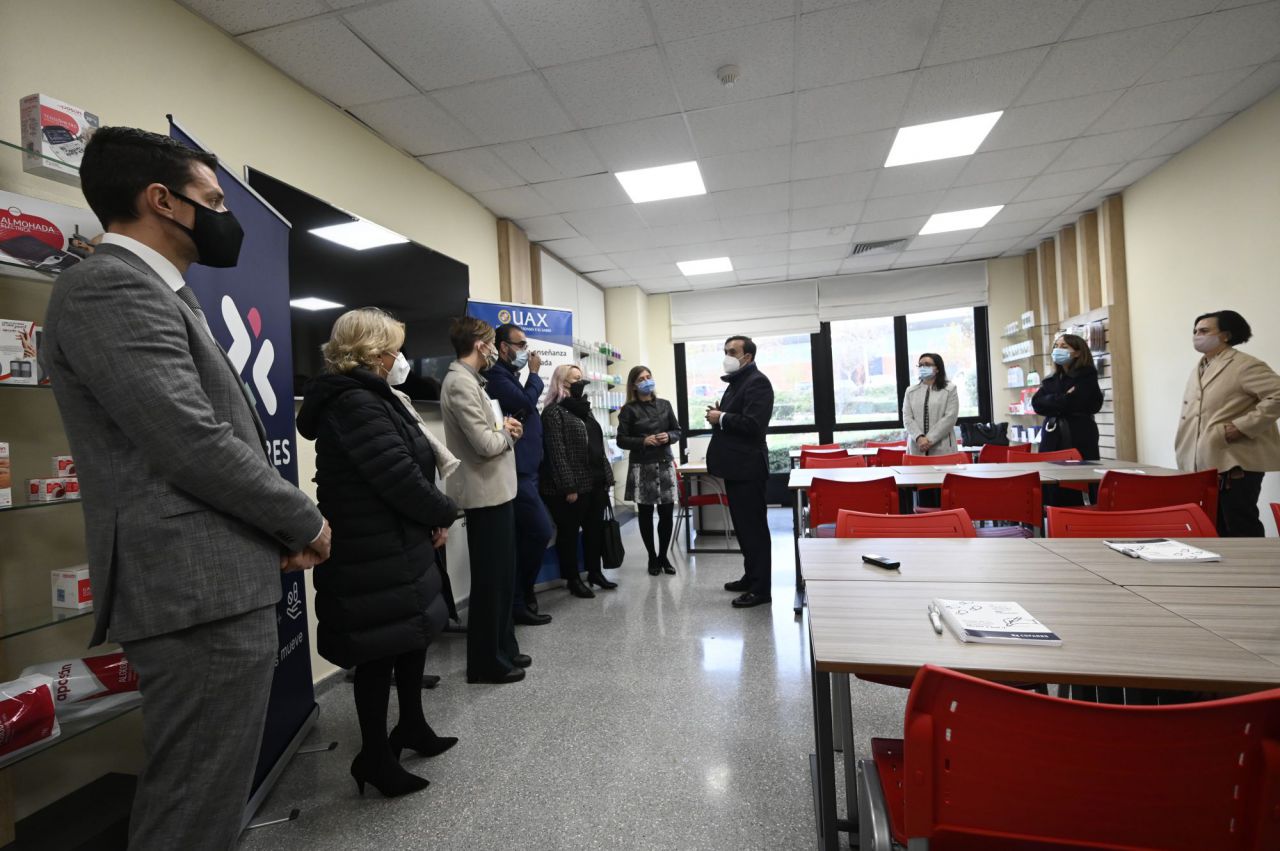 inauguración-Aula-Farmacia