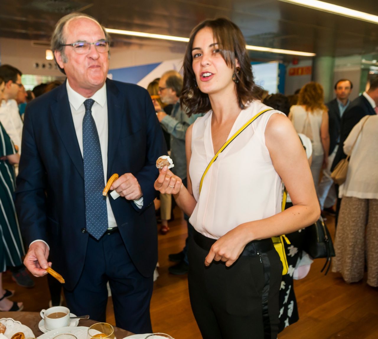 Ángel Gabilondo y Rita Maestre en la entrega de las Medallas de Oro
