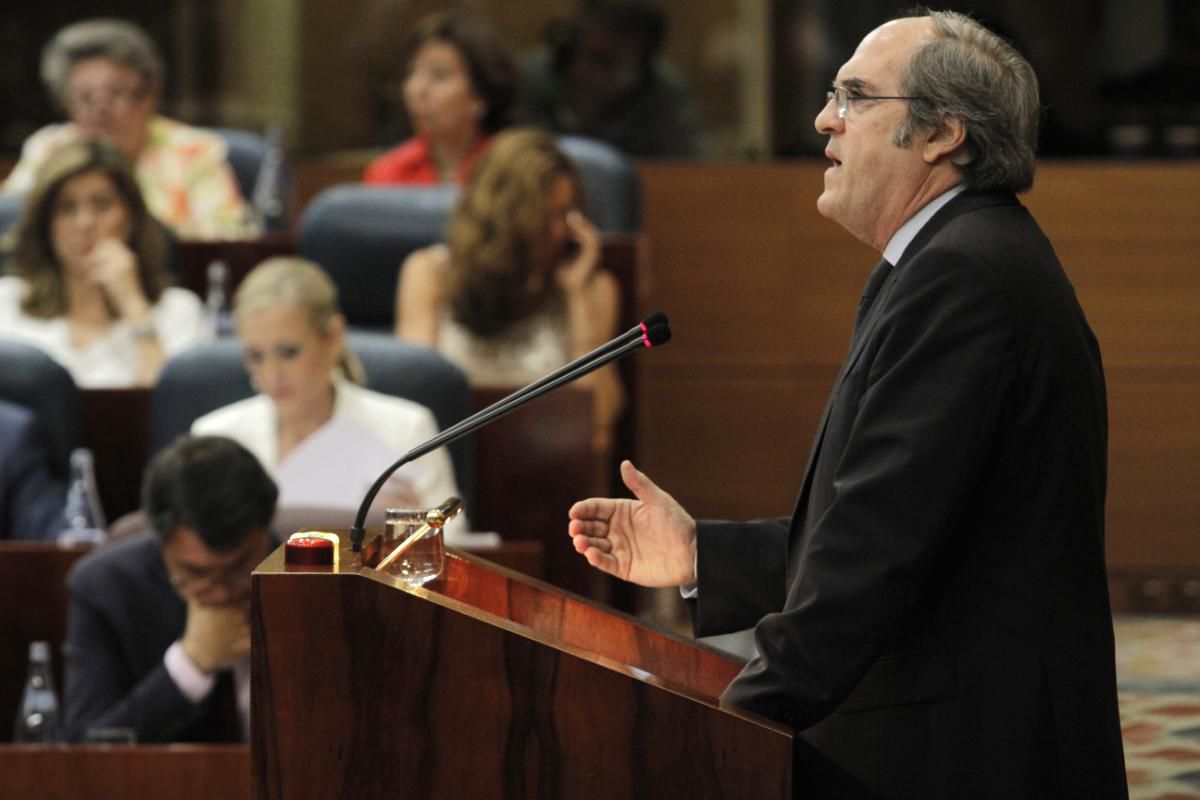 Ángel Gabilondo, portavoz del PSOE en la Asamblea de Madrid, durante la sesión de investidura