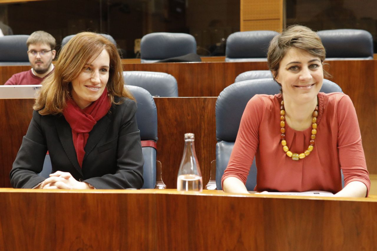 Mónica García y Lorena Ruiz-Huerta.
