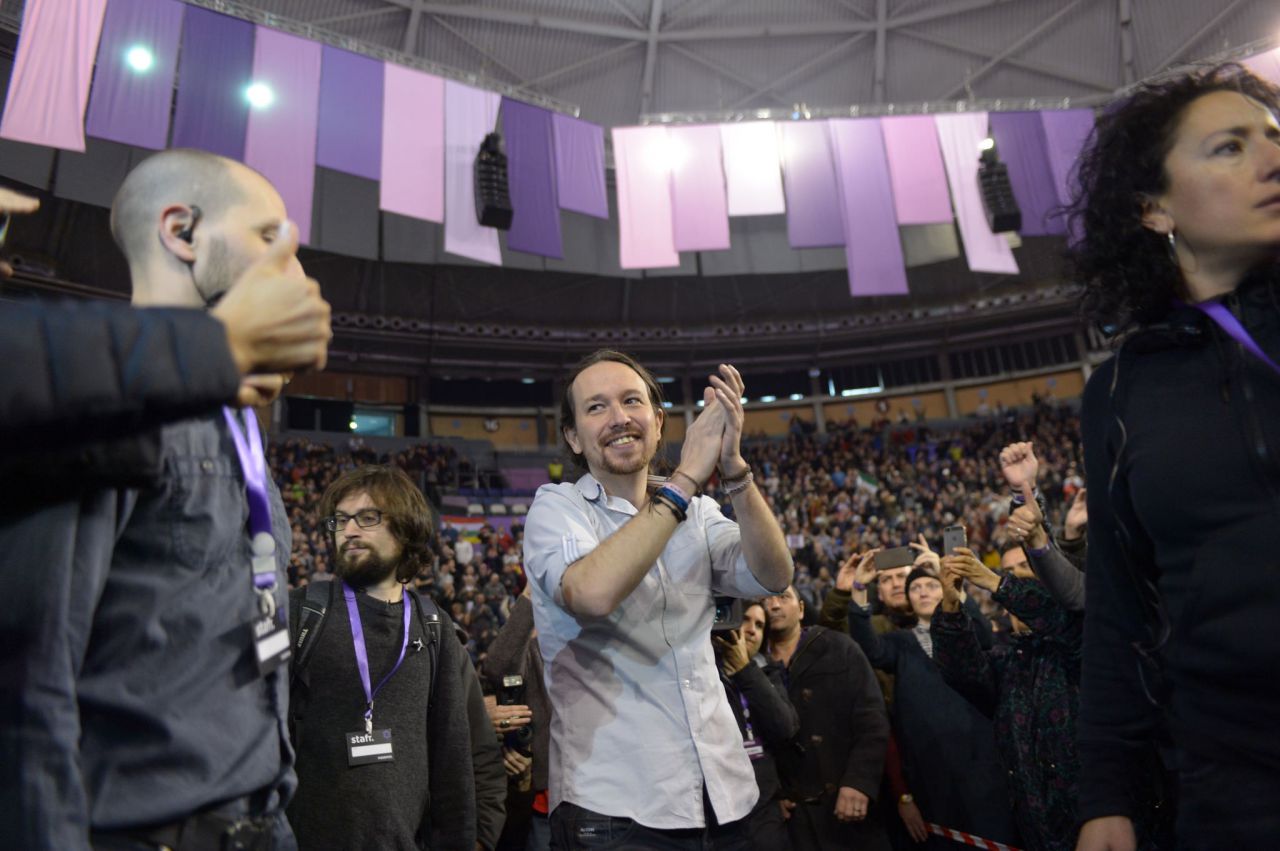 Pablo Iglesias, ovacionado a su llegada a Vistalegre