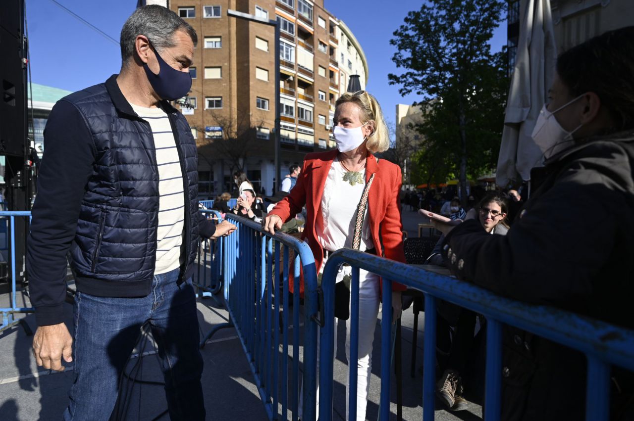 Toni Cantó a su llegada al acto de apertura de campaña del Partido Popular